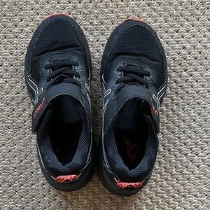 ASICS Kid's PRE Venture 9 Pre-School Running Shoes, size 1.5